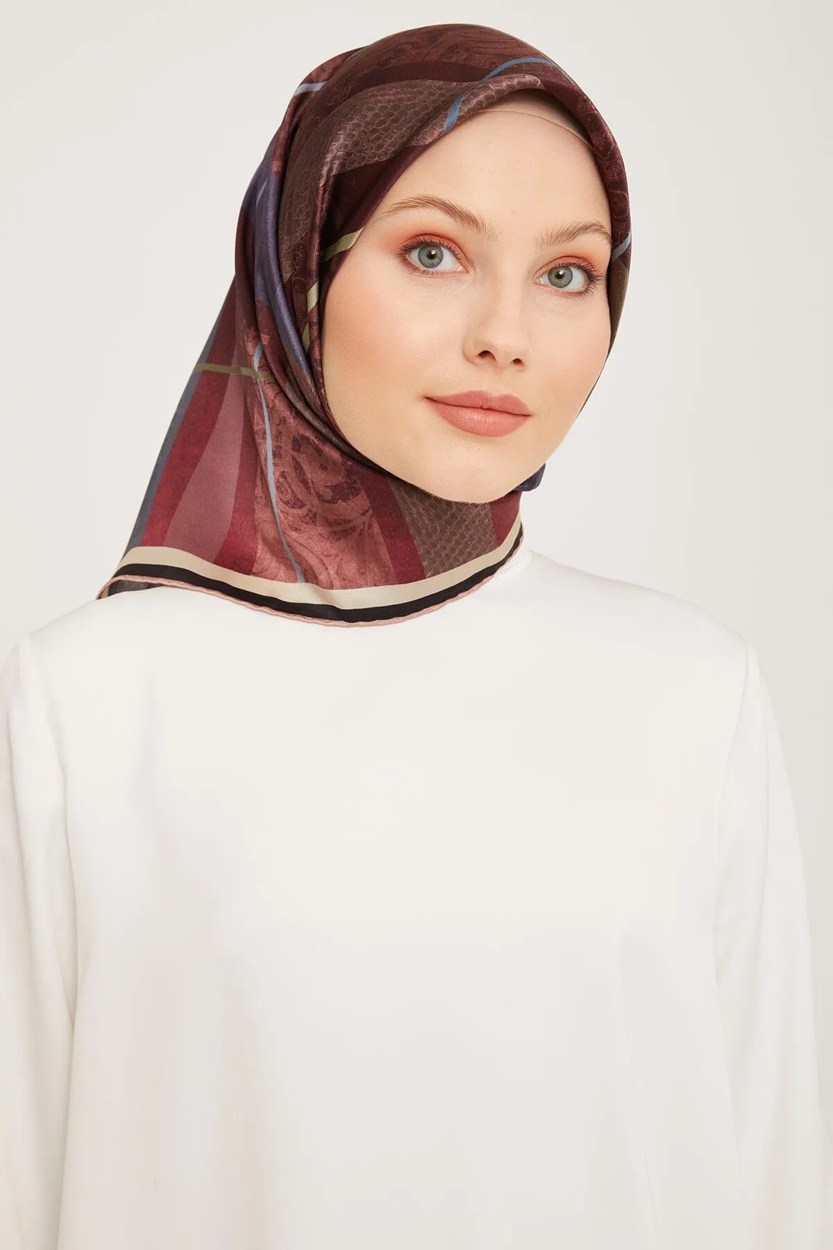 Armine Srisuri Elegant Silk Scarf #35