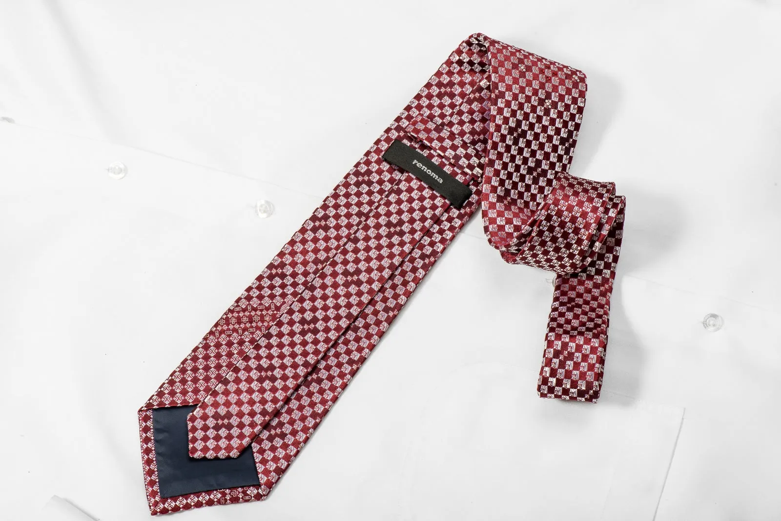 Renoma Mens Crystal Silk Necktie Silver Burgundy Checkered With Silver Sparkles